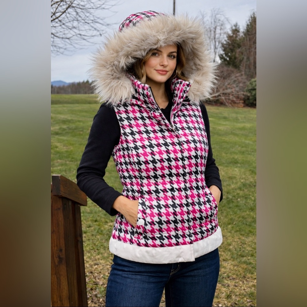 NWT-Aeropostale 87 Pink & Black Puffer Vest Faux Fur Hood Women's Size Small